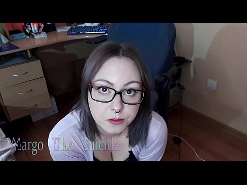 ❤️ სექსუალური გოგონა სათვალეებით ღრმად იწოვს დილდოს კამერაზე ️ რუსული პორნო პორნოში ka.sexuria-net.ru ❌